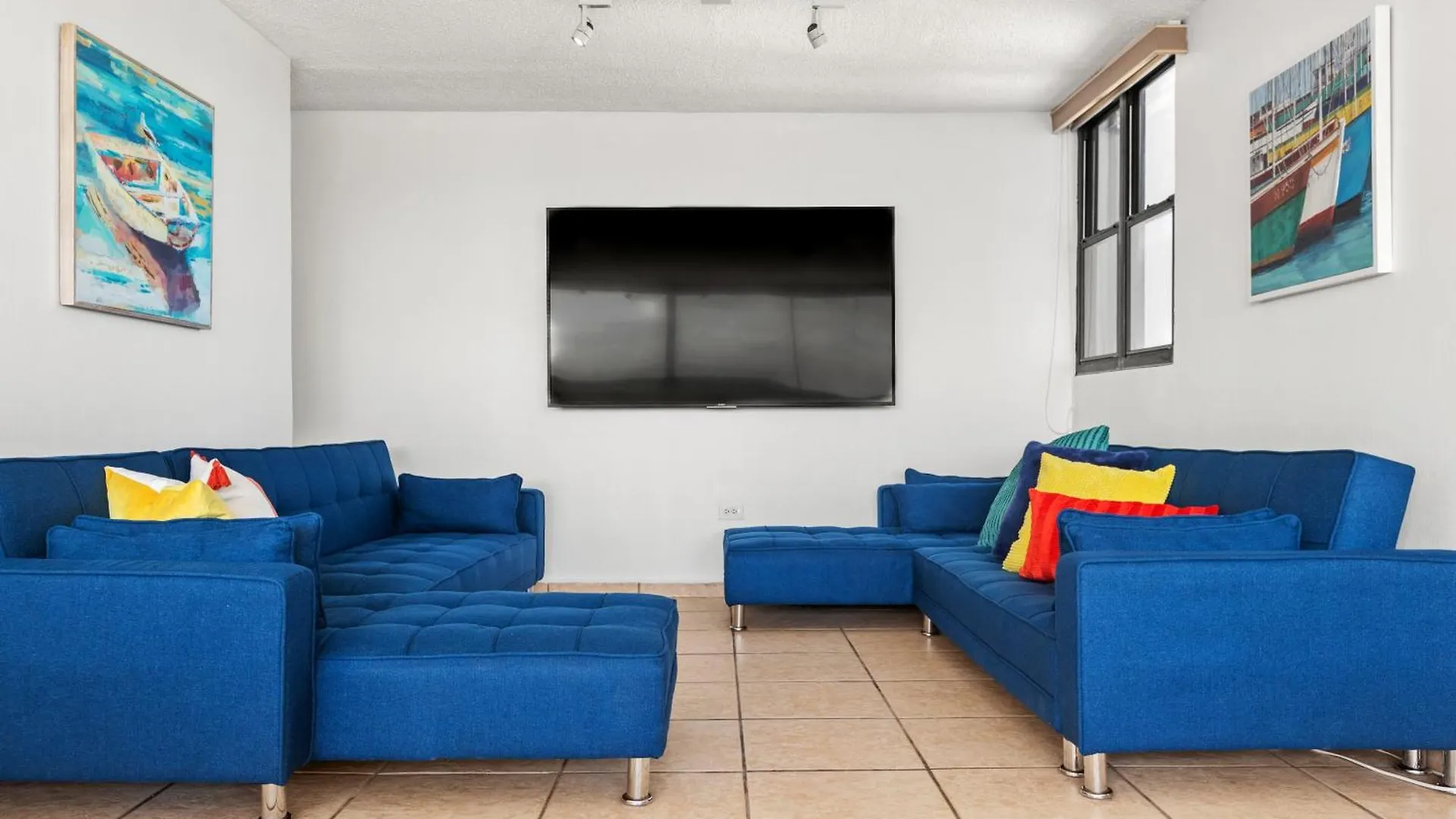 Oceanviews Apartment W Parking Steps To The Sand San Juan