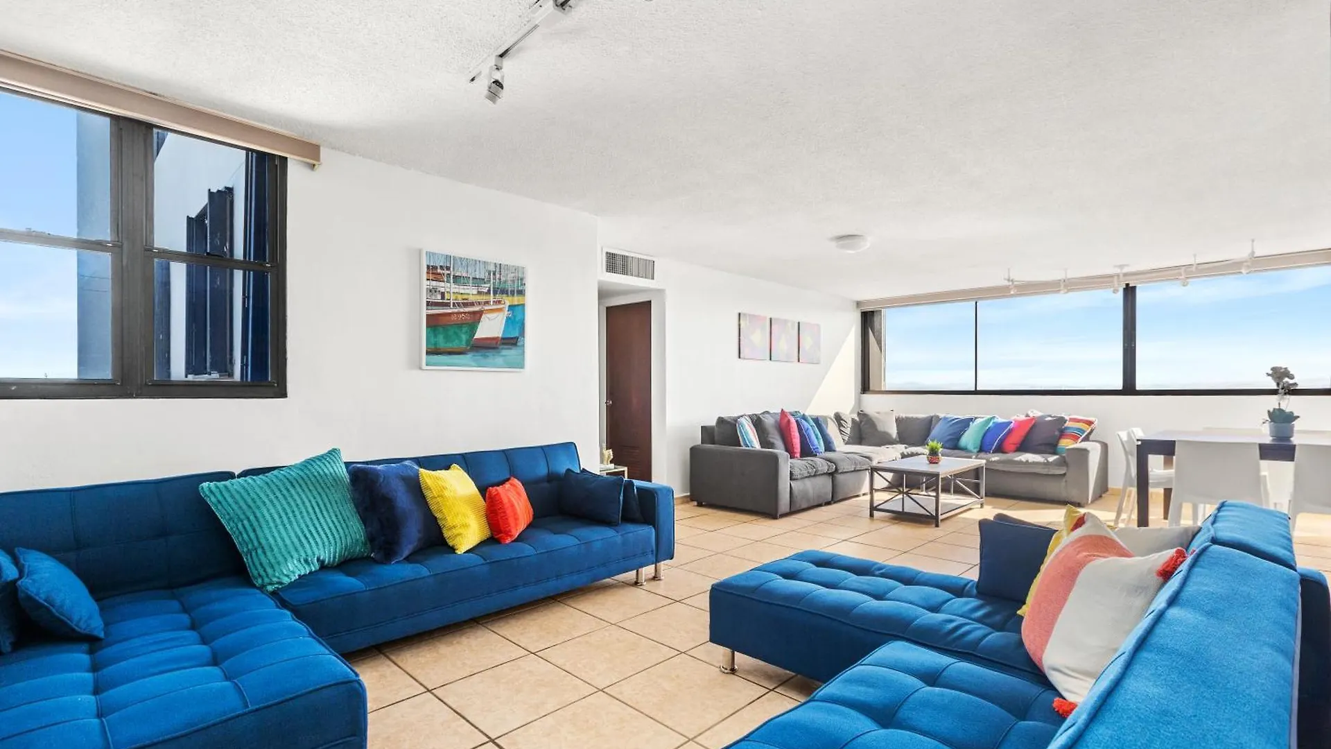 Oceanviews Apartment W Parking Steps To The Sand San Juan