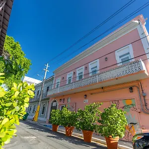 Juliette Digital Nomad Women Only San Juan