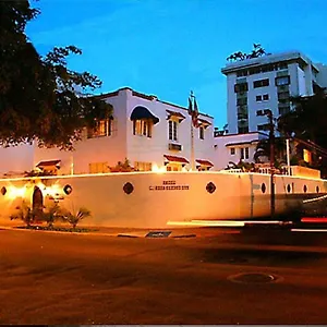 3* Hotell At Wind Chimes Boutique